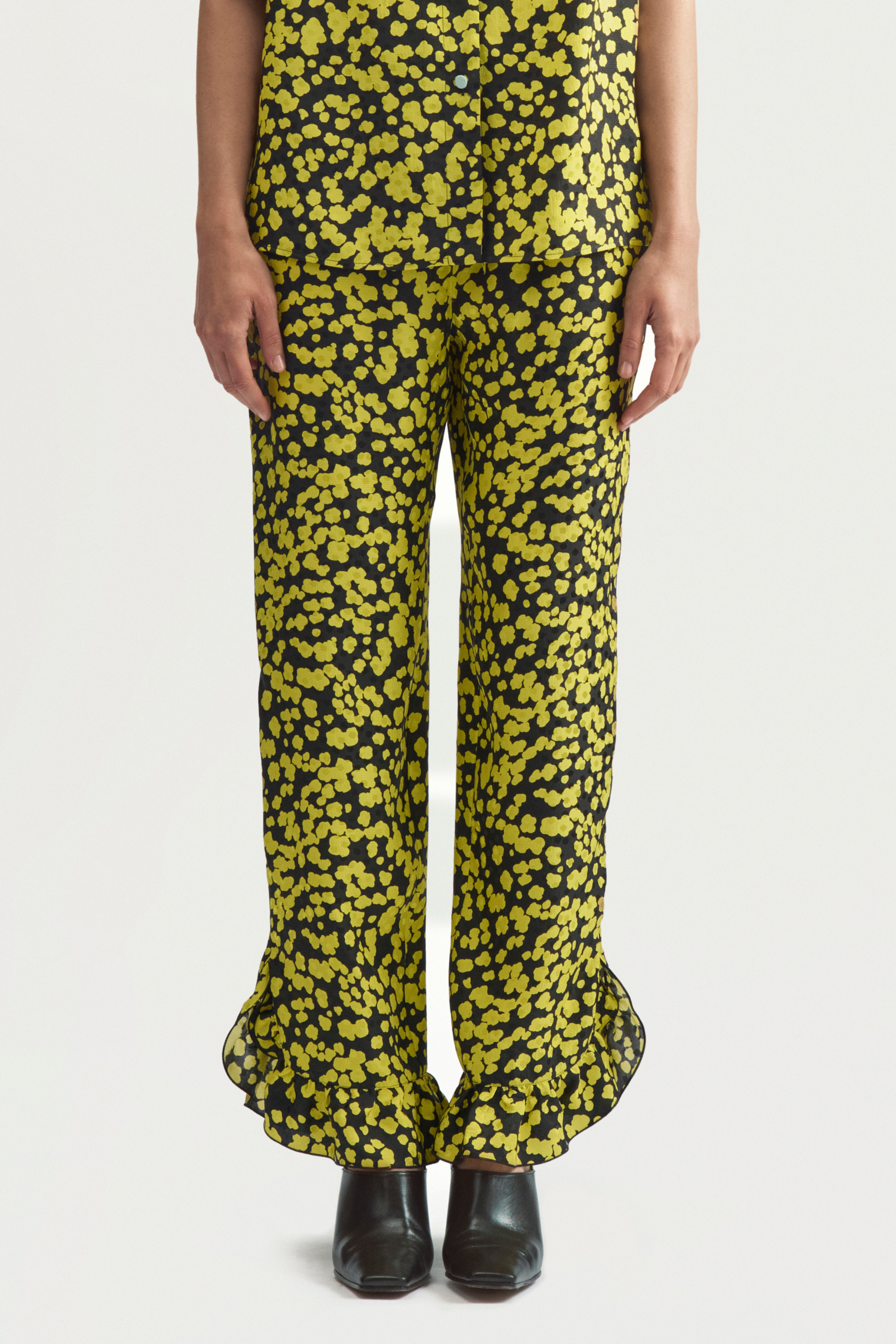 POPPY TROUSERS - LIME BUTTERFLY